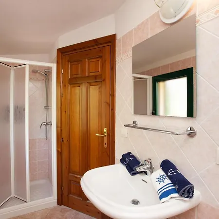 בית נופש Gamma 1 *